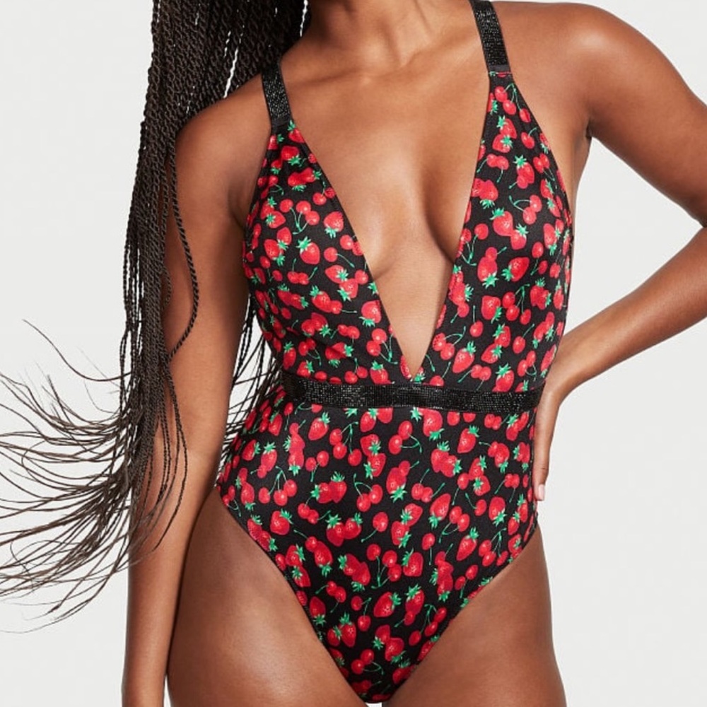 VS SHINE STRAP PLUNGE ONE PIECE SWIMSUIT